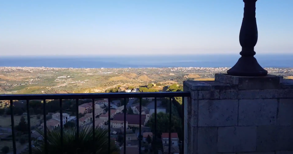panorama del mare Jonio dalla terrazza delle bombarde di Gerace